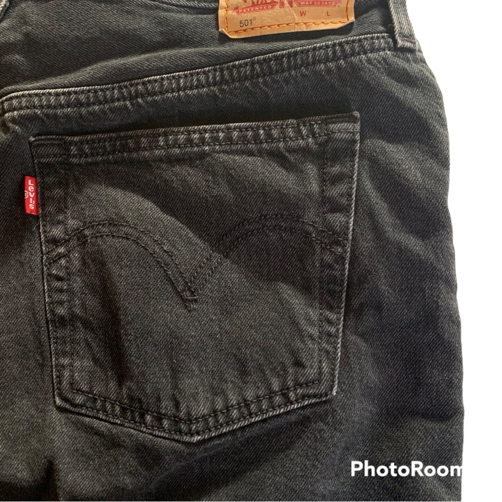 Levis 501 Black Raw Hem Jean Shorts - Picture 8 of 10
